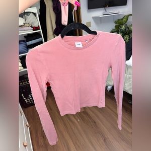 Aritzia TNA long sleeve shirt